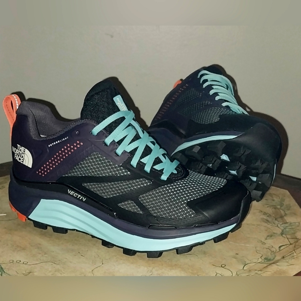 The North Face Women's Vectiv Enduris Futurelight Trail Running Shoes